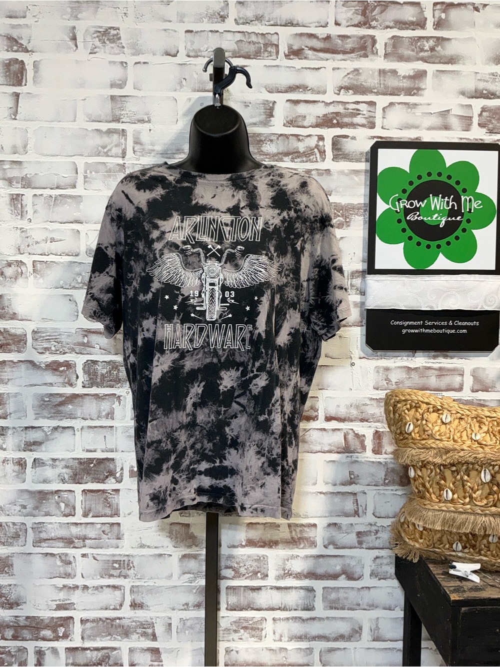 Arlington hardware Tie-Dye Graphic Tee - Black & Gray